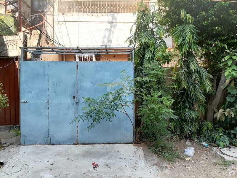 Striking 10 Marla House Available In Allama Iqbal Town For Sale