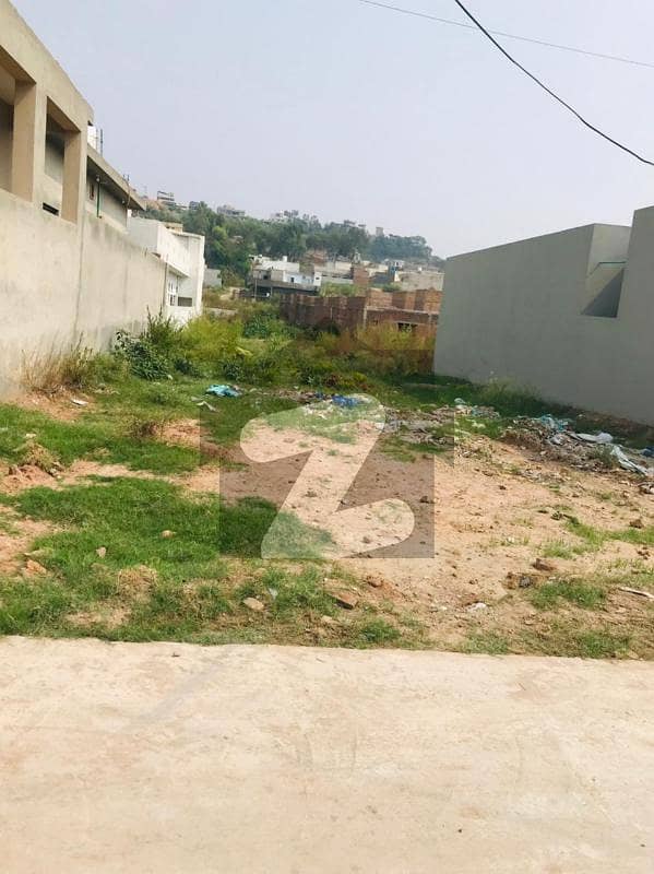 Plot for sale in Gulshanabad
