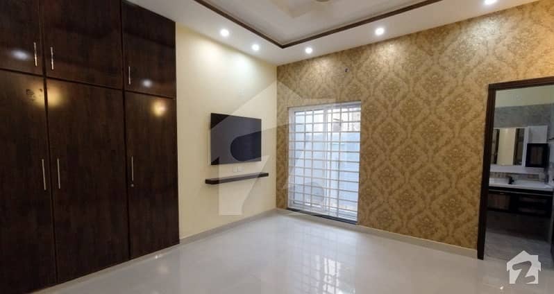 In Tricon Village Of Lahore, A 13 Marla Upper Portion Is Available