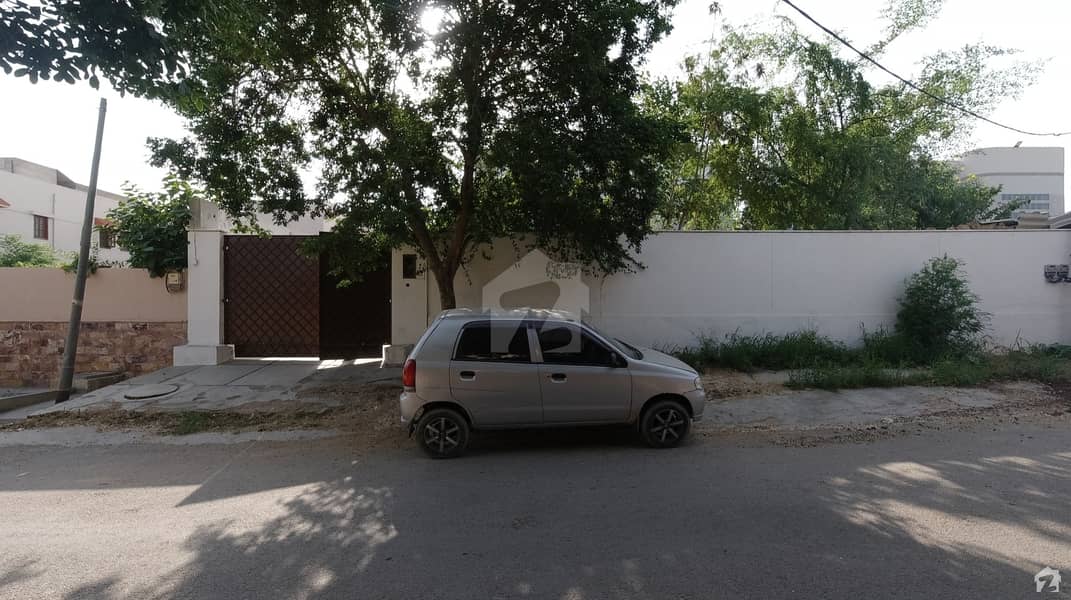 Buy Your Ideal 9000 Square Feet House In A Prime Location Of Gizri