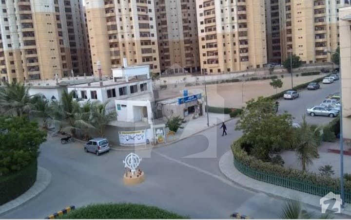 گلستانِ جوہر کراچی میں 3 کمروں کا 6 مرلہ فلیٹ 1.2 کروڑ میں برائے فروخت۔
