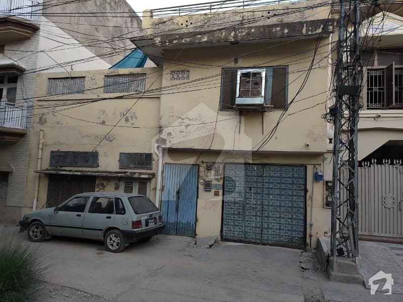 اصغر مال روڈ راولپنڈی میں 4 کمروں کا 5 مرلہ مکان 2.2 کروڑ میں برائے فروخت۔