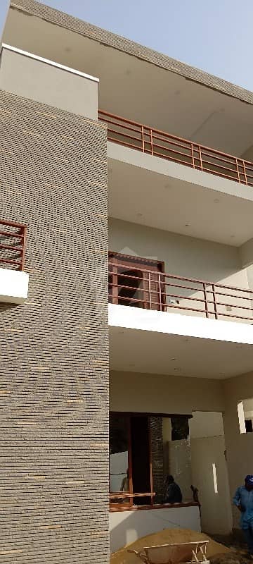 نارتھ ناظم آباد ۔ بلاک ایف نارتھ ناظم آباد کراچی میں 6 کمروں کا 1.5 کنال مکان 12.5 کروڑ میں برائے فروخت۔
