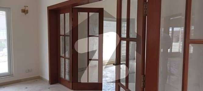 ڈی ایچ اے ڈیفینس فیز 1 ڈی ایچ اے ڈیفینس اسلام آباد میں 3 کمروں کا 1 کنال زیریں پورشن 85 ہزار میں کرایہ پر دستیاب ہے۔ ڈی ایچ اے ڈیفینس فیز 1 ڈی ایچ اے ڈیفینس اسلام آباد میں 3 کمروں کا 1 کنال زیریں پورشن 85 ہزار میں کرایہ پر دستیاب ہے۔
