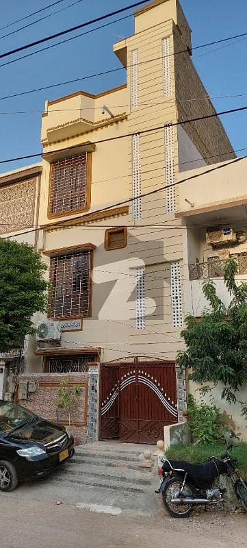 گلستانِِ جوہر ۔ بلاک 14 گلستانِ جوہر کراچی میں 4 کمروں کا 2 مرلہ مکان 1.4 کروڑ میں برائے فروخت۔