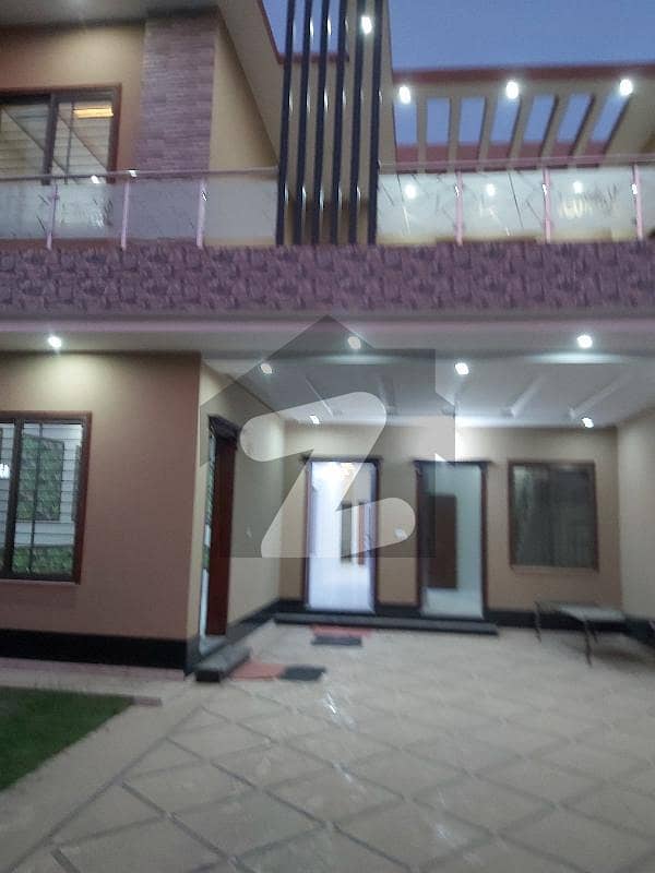 2250 Square Feet House For Sale Is Available In New Shalimar Colony