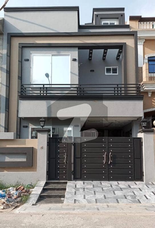 Property Hub & Consultant Offers 5 Marla Brand New House Available For Sale In Orchard1 Block