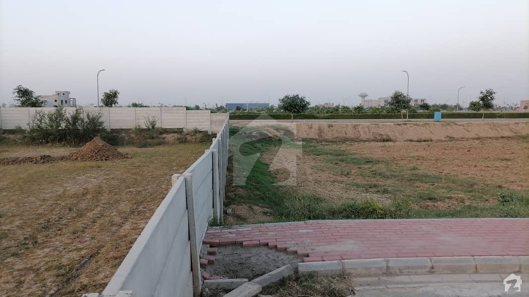 10 Marla Builder Location Plot Available For Sale Located In Phase 4 Block G4 No Transfer Fee