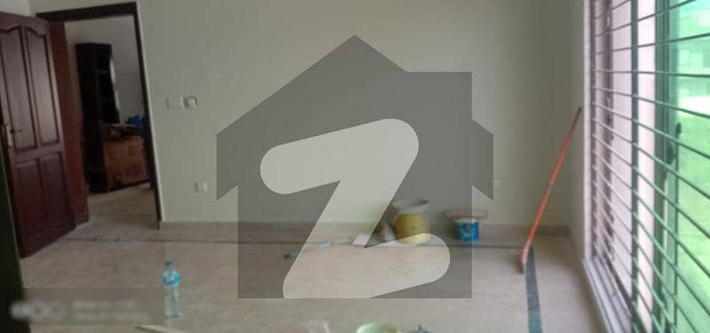 1 Kenal Upper Portion For Rent Available In Nasheman Iqbal Lahore