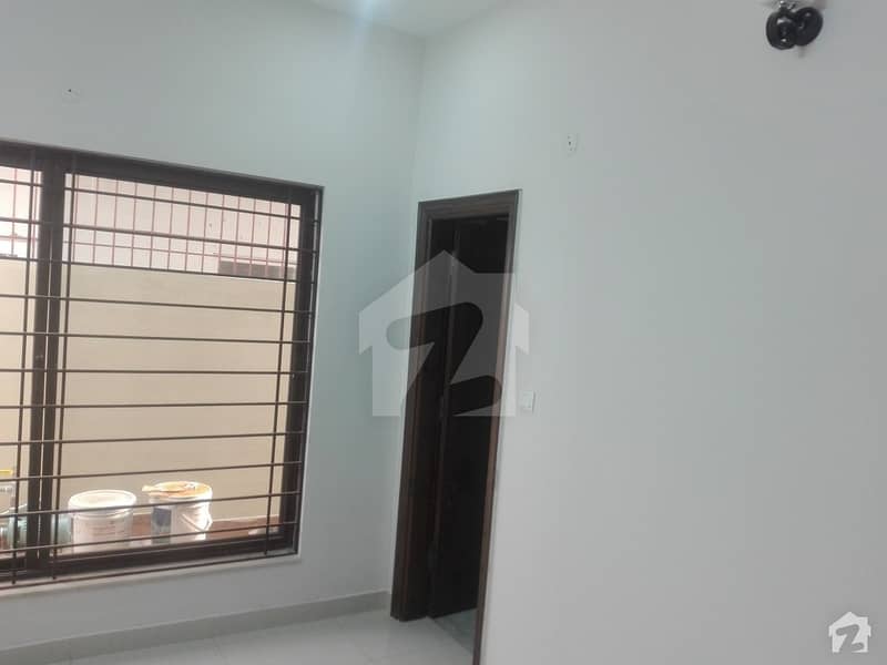 Lower Portion For Rent In Beautiful D-12