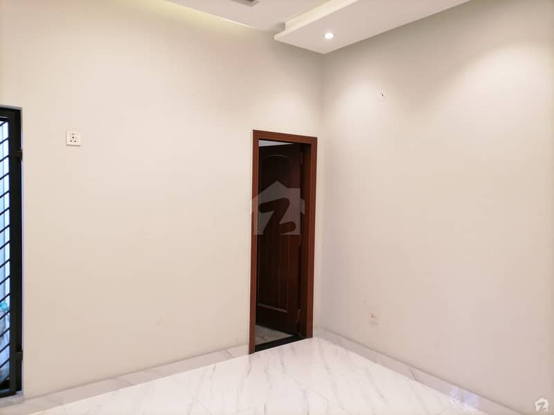 الرحمان گارڈن فیز 3 الرحمان گارڈن لاہور میں 3 کمروں کا 3 مرلہ مکان 65 لاکھ میں برائے فروخت۔