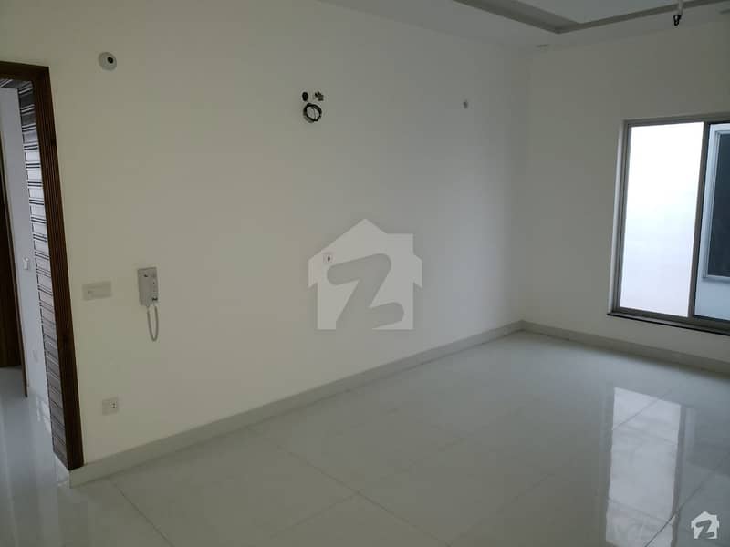 ایڈن گارڈنز فیصل آباد میں 3 کمروں کا 5 مرلہ مکان 60 ہزار میں کرایہ پر دستیاب ہے۔