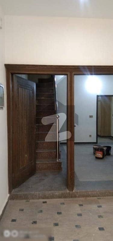 علی پارک کینٹ لاہور میں 3 کمروں کا 3 مرلہ مکان 72 لاکھ میں برائے فروخت۔