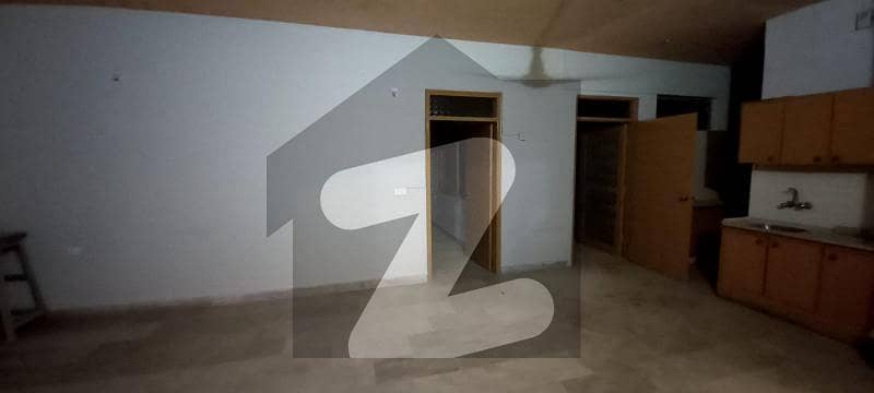 A 2160 Square Feet Upper Portion Has Landed On Market In Gulshan-E-Maymar - Sector Z Of Karachi