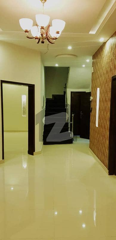 بحریہ آرچرڈ فیز 1 ۔ ایسٹزن بحریہ آرچرڈ فیز 1 بحریہ آرچرڈ لاہور میں 3 کمروں کا 6 مرلہ مکان 1.75 کروڑ میں برائے فروخت۔