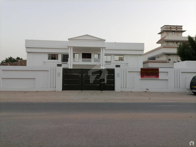 11925 Square Feet House In Abbasia Bungalows Best Option