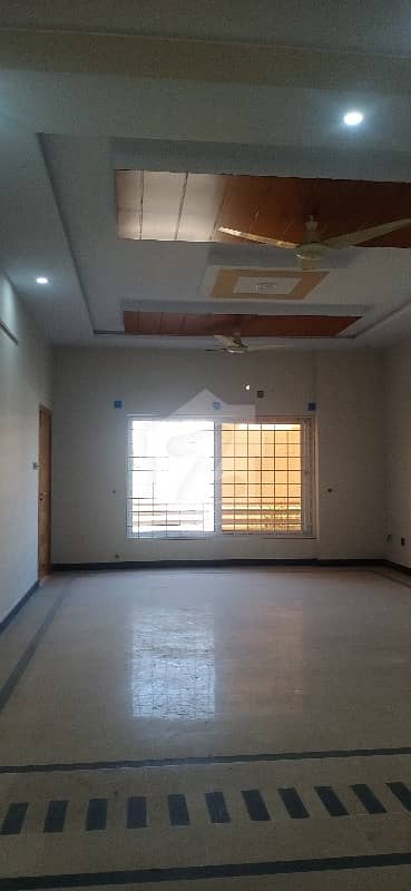 4950 Square Feet House For Rent In G-15/3