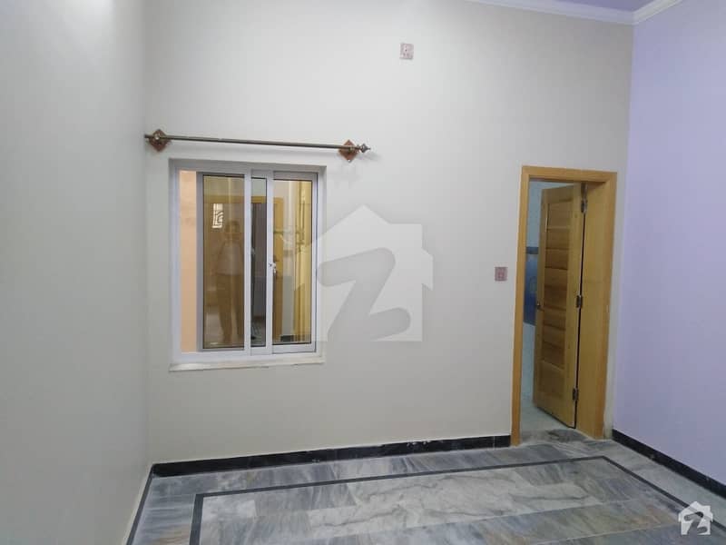 5 Marla House Available In Hayatabad For Sale