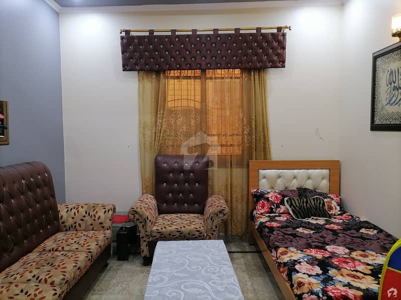 گلستانِِ جوہر ۔ بلاک 15 گلستانِ جوہر کراچی میں 5 کمروں کا 5 مرلہ مکان 2.1 کروڑ میں برائے فروخت۔