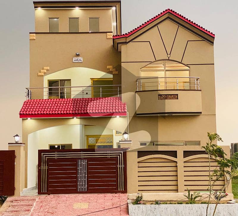 Beautifully Designed 2 Storey House High Quality Great Views Can Arrange Installment Plan