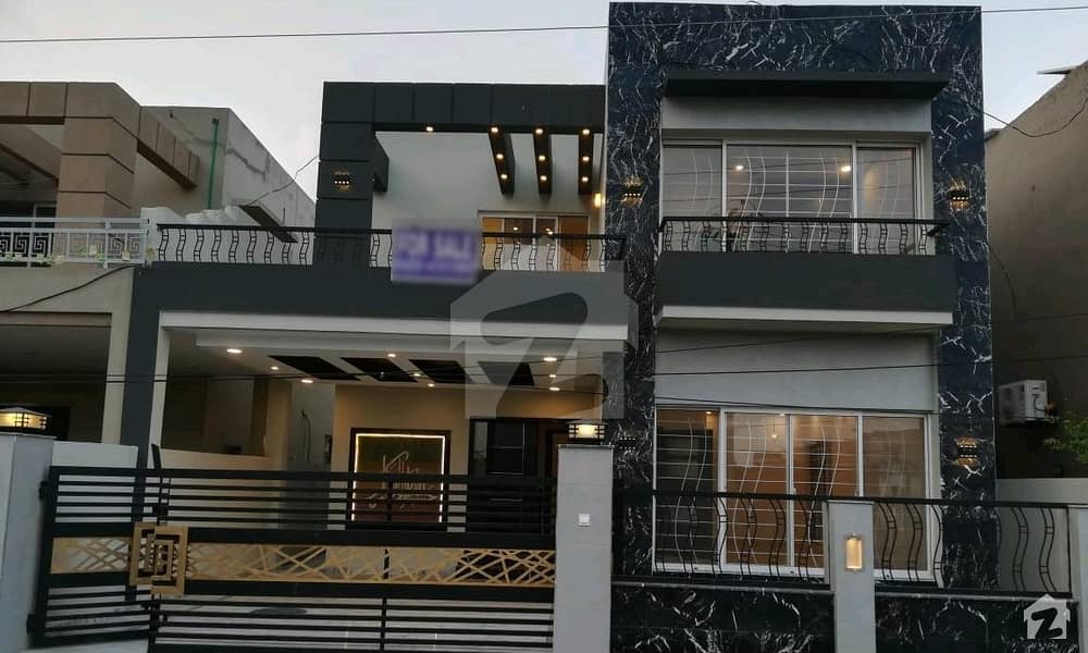 House Sized 10 Marla Is Available For Sale In Divine Gardens