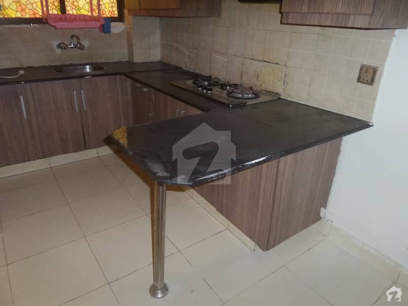2 Bed Tv Lounge Open Kitchen Available For Rent