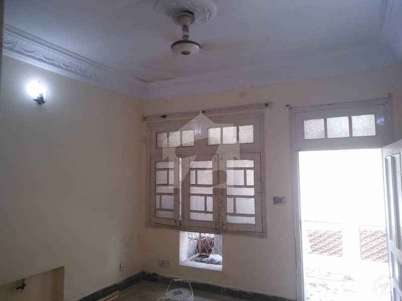 Must Check Out This House In Hayatabad Phase 1 Available At Best Price!