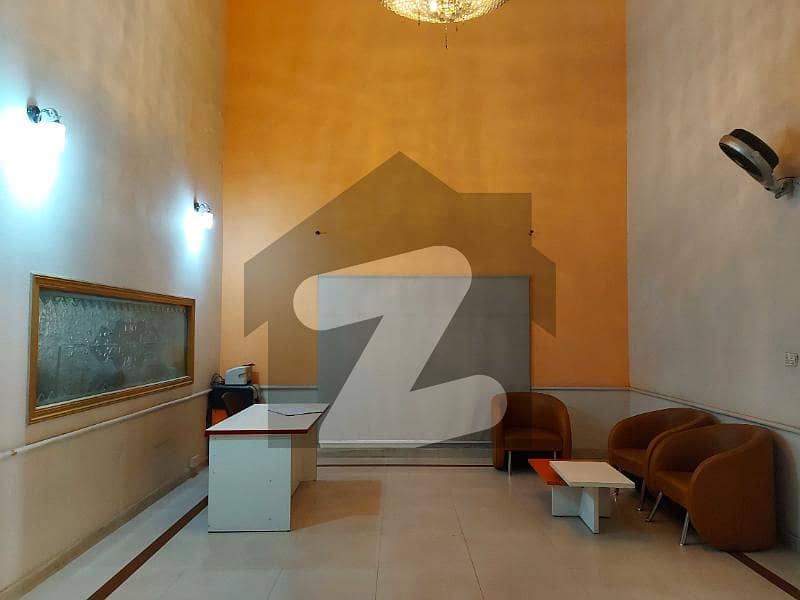1 Kanal Triple Storey Triple Unit House Hot Location Solid Construction 1 Kanal Triple Storey Triple Unit House Hot Location Solid Construction