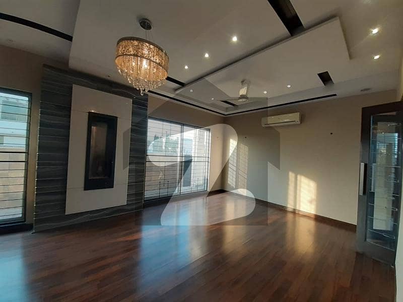1 KANAL UNFURNISHED HOUSE FOR RENT IN ,DHA LAHORE PHASE 5