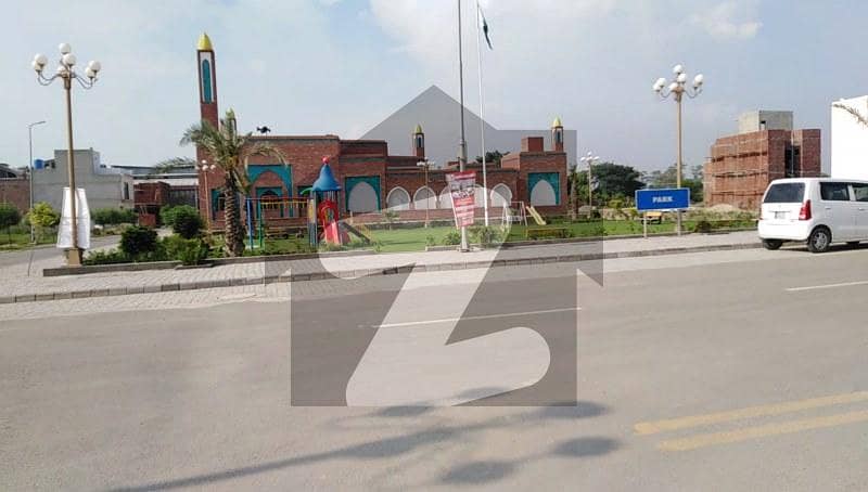 الکبیر انکلیو بحریہ آرچرڈ لاہور میں 2 مرلہ پلاٹ فائل 25 لاکھ میں برائے فروخت۔