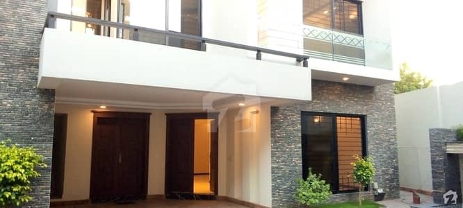 2811 Square Feet House Available In Peshawar Road For Sale