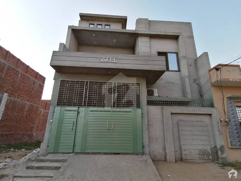 اسماعیل گرین ویلی ملت روڈ فیصل آباد میں 5 مرلہ مکان 80 لاکھ میں برائے فروخت۔