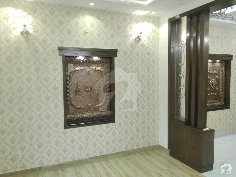 سینٹرل پارک ہاؤسنگ سکیم لاہور میں 5 کمروں کا 10 مرلہ مکان 2.02 کروڑ میں برائے فروخت۔