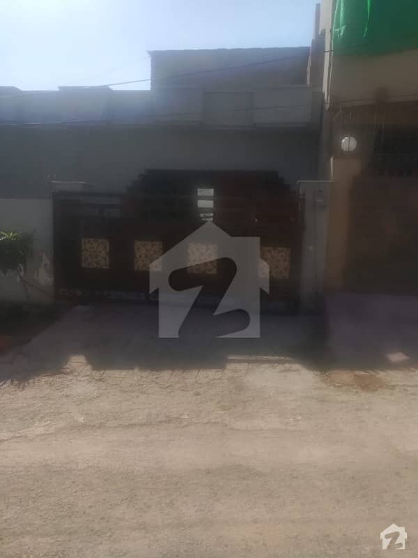 گلزارِ قائد ہاؤسنگ سوسائٹی راولپنڈی میں 3 کمروں کا 11 مرلہ مکان 1.2 کروڑ میں برائے فروخت۔