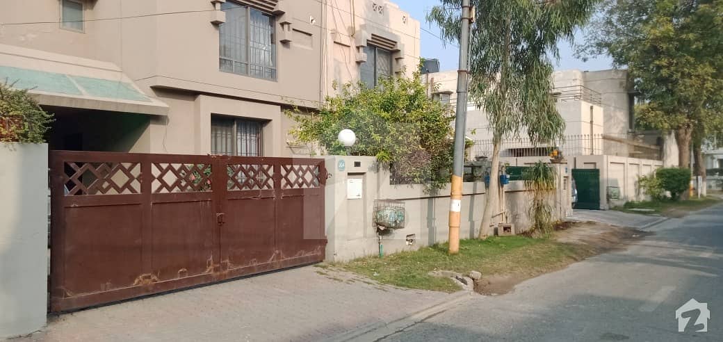 House For Sale Available In Eden Avenue Of Lahore