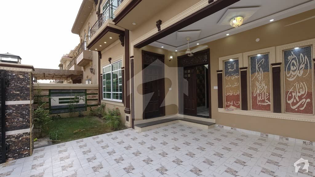 10 Marla Luxury Spanish House For Sale In A Block Central Park Lahore