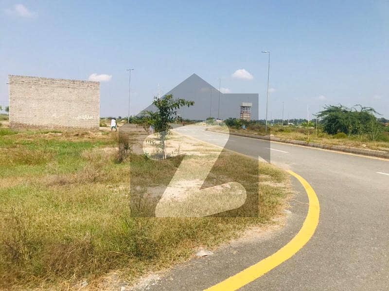 Future Investment 5 Marla Plot For Sale At Superb Location