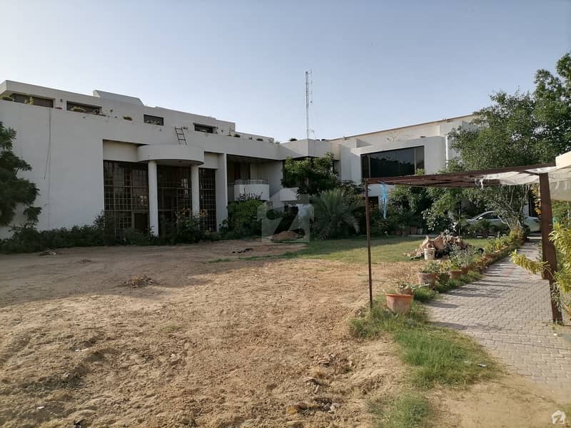 18000 Square Feet House Is Available In Pechs Block 6