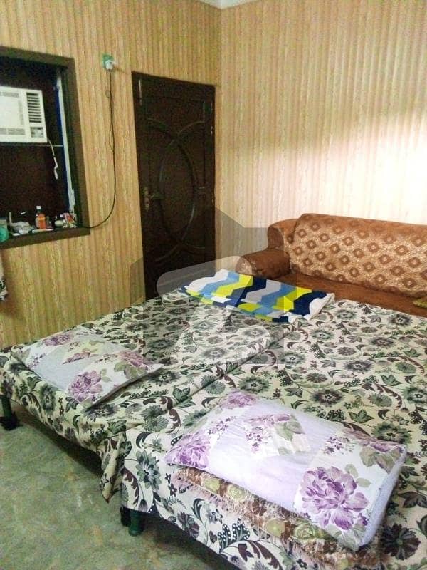 سمبڑیال سیالکوٹ میں 9 کمروں کا 10 مرلہ مکان 50 لاکھ میں برائے فروخت۔