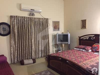 کوٹلی بہرام کشمیر روڈ سیالکوٹ میں 8 کمروں کا 1057.5 کنال مکان 6.9 کروڑ میں برائے فروخت۔