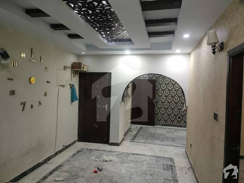 گلستانِِ جوہر ۔ بلاک 15 گلستانِ جوہر کراچی میں 3 کمروں کا 10 مرلہ مکان 3 کروڑ میں برائے فروخت۔