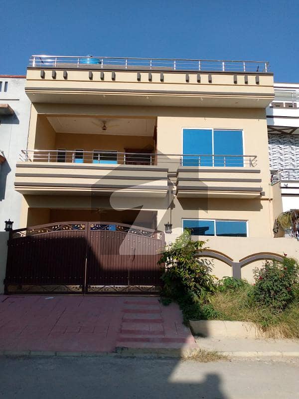 جناح گارڈنز فیز 1 جناح گارڈنز ایف ای سی ایچ ایس اسلام آباد میں 5 کمروں کا 8 مرلہ مکان 1.6 کروڑ میں برائے فروخت۔ جناح گارڈنز فیز 1 جناح گارڈنز ایف ای سی ایچ ایس اسلام آباد میں 5 کمروں کا 8 مرلہ مکان 1.6 کروڑ میں برائے فروخت۔