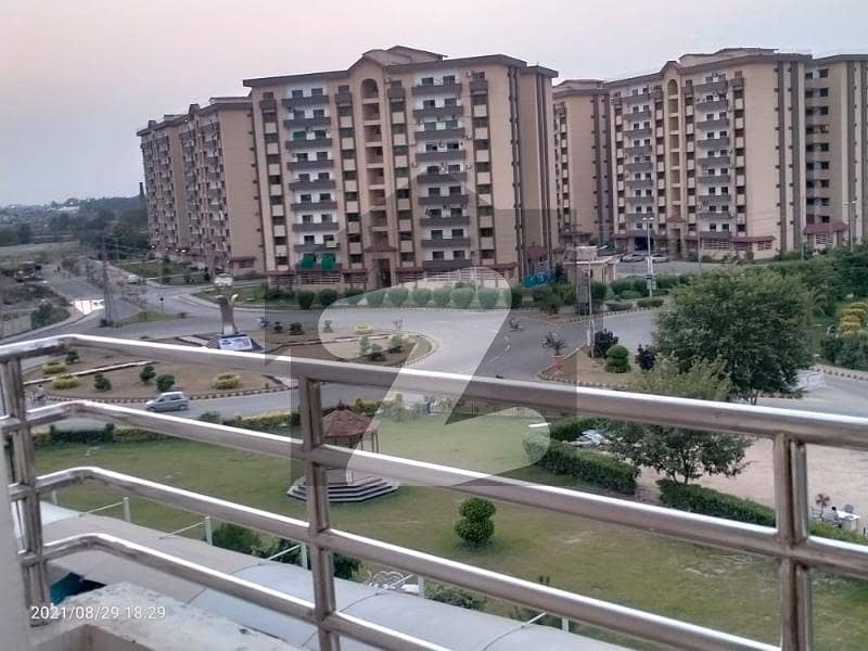 3 Beds 10 Marla Old Apartment 7th Floor For Sale In Askari 11
