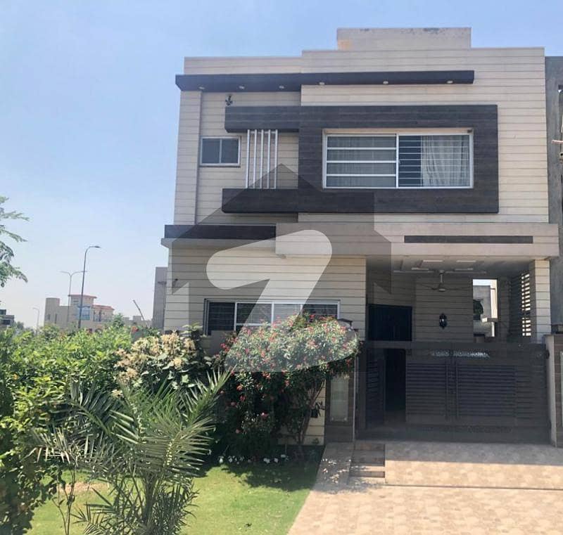 Prime Location Bungalow For Rent In Dha Phase 5