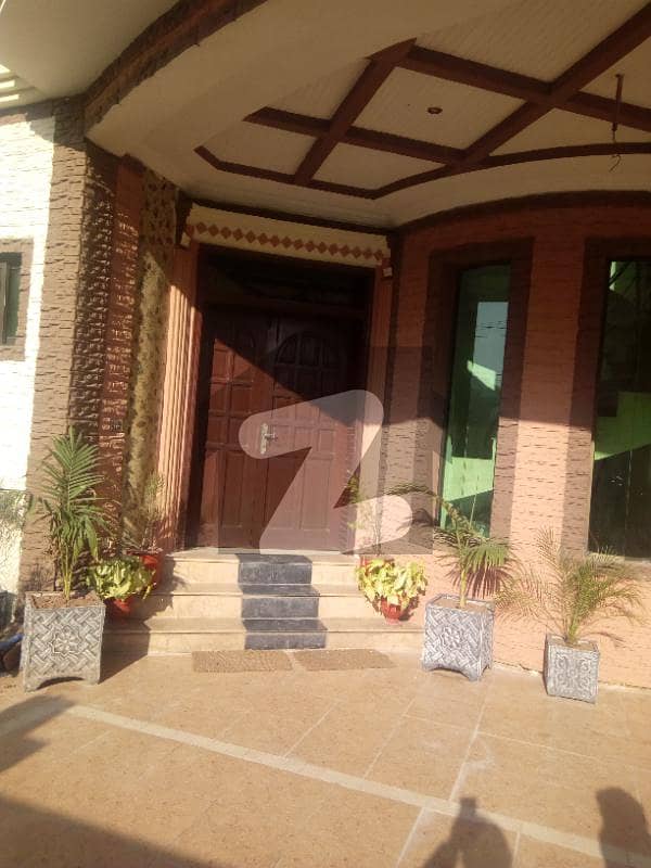 6 Bed Double Storey House 1 Kanal For Rent Just 1 Lac