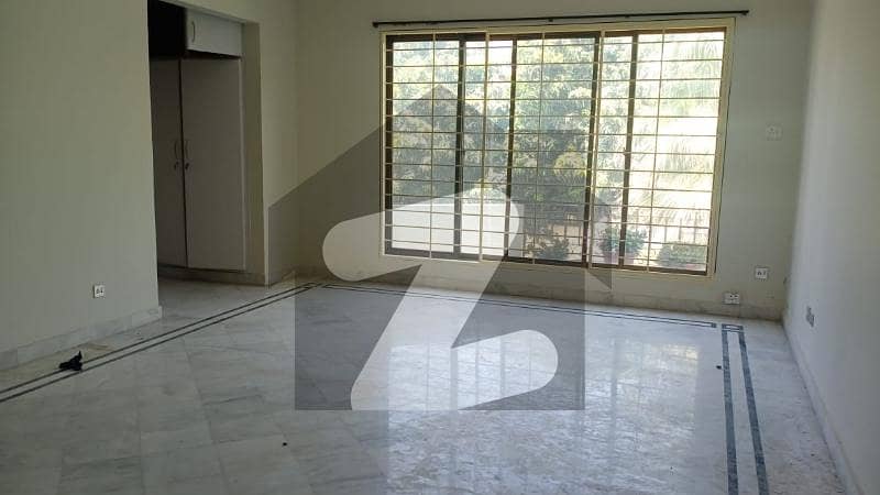 Bran New Luxurious 4 Bedroom House With Beautiful Lawn Available For Rent Bran New Luxurious 4 Bedroom House With Beautiful Lawn Available For Rent