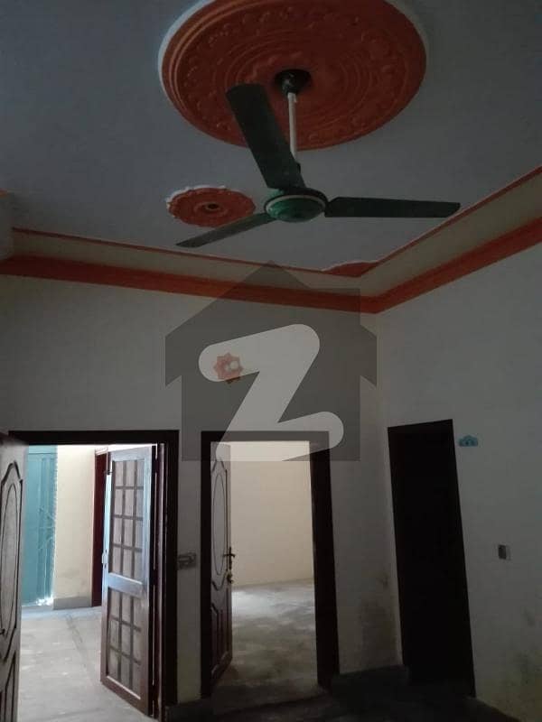سمبڑیال سیالکوٹ میں 3 کمروں کا 4 مرلہ مکان 50 لاکھ میں برائے فروخت۔