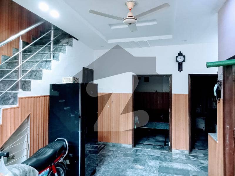 نشتر کالونی لاہور میں 4 کمروں کا 3 مرلہ مکان 75 لاکھ میں برائے فروخت۔