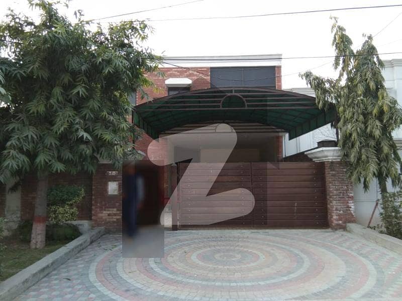 1 Kanal Corner Double Storey House Available For Sale Best For Executives Families
