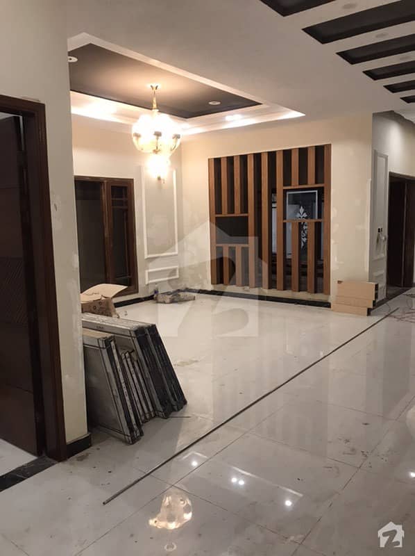 نارتھ ناظم آباد ۔ بلاک ایچ نارتھ ناظم آباد کراچی میں 6 کمروں کا 17 مرلہ مکان 8.5 کروڑ میں برائے فروخت۔